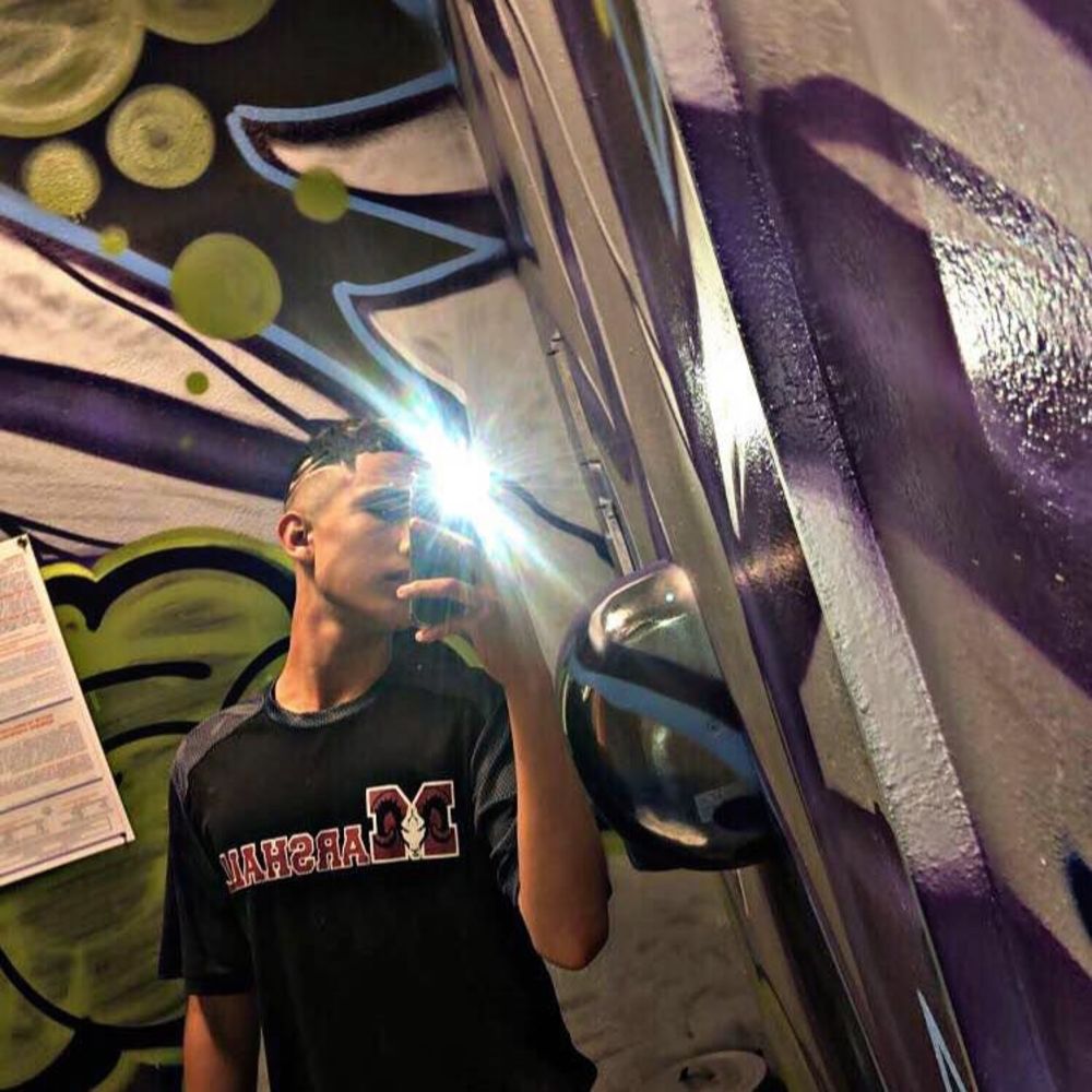 Meet your Posher, Damian